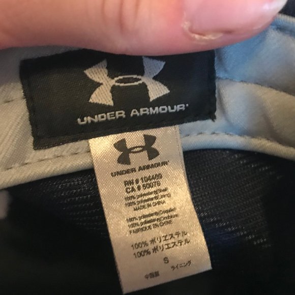 Under Armour Hat - Picture 5 of 5